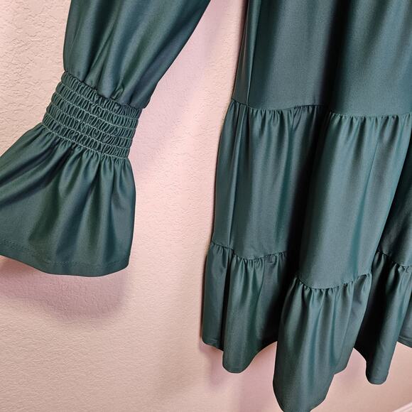 Jude Connally Tammi Dress Womens M Evergreen Tiered Cocktail Holiday Party Mini - Picture 3 of 16
